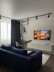 Квартира с дизайнерским ремонтом ЖК Радужный. фото 1 Квартира с дизайнерским ремонтом ЖК Радужный. фото 1