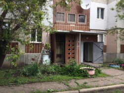 Продам квартиру. Героев Харькова большая 3к квартира.Индустриальный район. фото 1 Продам квартиру. Героев Харькова большая 3к квартира.Индустриальный район. фото 1