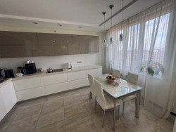 Продам 2 к.кв. 74 кв.м. Новострой Салтовка ЖК Юбилейный фото 3 Продам 2 к.кв. 74 кв.м. Новострой Салтовка ЖК Юбилейный фото 3