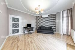 ������ 4-������� �������� � �������� �������, � ������ � ������ ������� ����, � ��������� �� ������, �������� ������� �����, �. ���������� ���. ���� 16