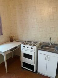 ������ 1 ��. 27 �.��., ����������, �.'������', ������ ����. ���� 10