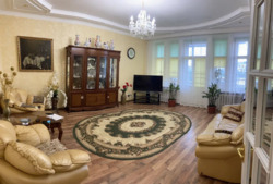 Продам 4ккв 118м2 Ремонт. ТЦ Никольский Метро Исторический Музей фото 1 Продам 4ккв 118м2 Ремонт. ТЦ Никольский Метро Исторический Музей фото 1