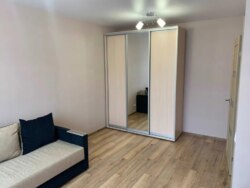 Продається квартира Харківська, Харків, Слобідський, Коммун.рынок (Н.Дома), Ньютона ул., м. Турбоатом (Московський проспект) фото 1 Продається квартира Харківська, Харків, Слобідський, Коммун.рынок (Н.Дома), Ньютона ул., м. Турбоатом (Московський проспект) фото 1