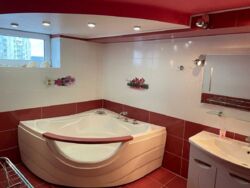 � ������� 3 - ��������� ������������� �������� �� Urban One ��. �����������, �.115 ���� 4