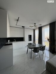 ������ 4-� �������� 103 ��. �. �� ���. ���������� 117 �� ����������� ������� ���� 1