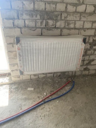 1-� �� ���������� ���� 184-� �2, � ����� 7-����� �� ������ 46.4 �� � ���� 4