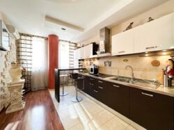 ������ 3 ���. �������� � ��������� �� ���. ������� �����, 22 ���� 8