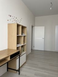 У продажу 2 - кімнатна квартира з ремонтом в ЖК Архітекторів на Олексіївці фото 3 У продажу 2 - кімнатна квартира з ремонтом в ЖК Архітекторів на Олексіївці фото 3