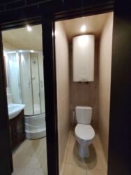 1-ий поверх,3 кімн. від власника. Метро 'Перемога' 2 хвл пішки. фото 8 1-ий поверх,3 кімн. від власника. Метро 'Перемога' 2 хвл пішки. фото 8