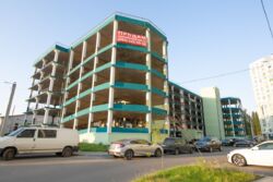 Продам 1к квартиру 40м2 (кухня 15 м2 и отдельная спальня 18 м2) 7/16 с новым капитальным евроремонтом в Центре Харькова. фото 13 Продам 1к квартиру 40м2 (кухня 15 м2 и отдельная спальня 18 м2) 7/16 с новым капитальным евроремонтом в Центре Харькова. фото 13