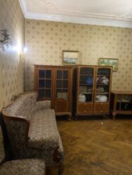 Продам 3 кв. Центр, сталінка, м. Університет фото 1 Продам 3 кв. Центр, сталінка, м. Університет фото 1