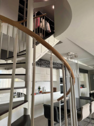 У продажу дворівнева квартира в ЖК 'Парус' з приватним наземним паркінгом, закритою територією, охороною та відеоспостереженням. фото 5 У продажу дворівнева квартира в ЖК 'Парус' з приватним наземним паркінгом, закритою територією, охороною та відеоспостереженням. фото 5