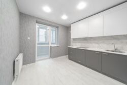 Продам 1к квартиру 40м2 (кухня 15 м2 и отдельная спальня 18 м2) 7/16 с новым капитальным евроремонтом в Центре Харькова. фото 10 Продам 1к квартиру 40м2 (кухня 15 м2 и отдельная спальня 18 м2) 7/16 с новым капитальным евроремонтом в Центре Харькова. фото 10