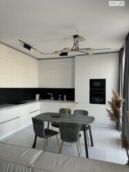 ������ 4-� �������� 103 ��. �. �� ���. ���������� 117 �� ����������� ������� ���� 11