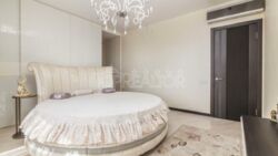 Продам 4-комнатную квартиру в одном из самых красивых современных домов в центре по улице Свободы фото 8 Продам 4-комнатную квартиру в одном из самых красивых современных домов в центре по улице Свободы фото 8