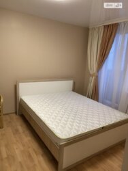 ������ 1� �������� 25.7 ��. � �� ���. ����������� 12 ���� 1