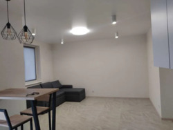 ������ 1 � ��. �� ó������� � ���������� 37 �2 ���� 30300 ����������. ���� 3