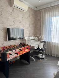 245 тыс.$ Премиальная квартира в центре 160 м2. Три спальни/ Новострой фото 14 245 тыс.$ Премиальная квартира в центре 160 м2. Три спальни/ Новострой фото 14