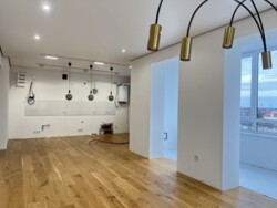 Продаж великогабаритної 3-х кімнатної квартири на пр.Волі з гаражем фото 4 Продаж великогабаритної 3-х кімнатної квартири на пр.Волі з гаражем фото 4