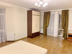 У продажу 4-кімнатна квартира по вул.Харківська 3/2 з ремонтом, меблями та технікою. фото 7 У продажу 4-кімнатна квартира по вул.Харківська 3/2 з ремонтом, меблями та технікою. фото 7