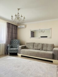 Продається чудова 2-кімнатна квартира в новобудові на вулиці Інтернаціоналістів. фото 1 Продається чудова 2-кімнатна квартира в новобудові на вулиці Інтернаціоналістів. фото 1