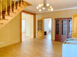 � ������� 2-������ �������� �� ���. �.������������� 12/1 � ��������, ������� �� ��������. ���� 55