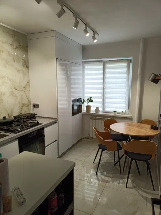 3-кімнатна квартира з АО з ремонтом фото 1 3-кімнатна квартира з АО з ремонтом фото 1