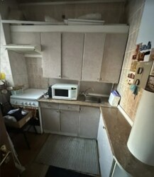 ������ 5� �������� 97.4 ��. � �� ���. ��������������� 76 ���� 1