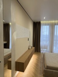 ��������� �������� ³�����, ³�������, ��������, �� Forest Home ���� 13