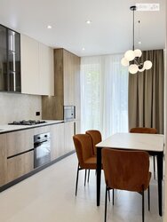 ��������� �������� ³�����, ³�������, �����, �� Forest Home ���� 1