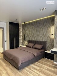 ��������� �������� ³�����, ³�������, �����, �� Forest Home ���� 4