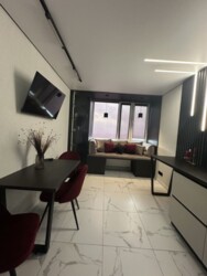 ��������� �������� ³�����, ³�������, ��������, �� ˳���������� ���� 18