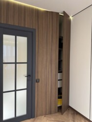 ��������� �������� ³�����, ³�������, ��������, �� Forest Home ���� 21