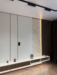 ��������� �������� ³�����, ³�������, ��������, �� Forest Home ���� 23