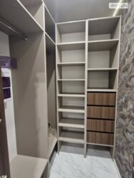 ��������� �������� ³�����, ³�������, �����, �� Forest Home ���� 5