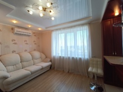 Продам квартиру з ремонтом на вул.Січових Стрільців (Артема) фото 2 Продам квартиру з ремонтом на вул.Січових Стрільців (Артема) фото 2