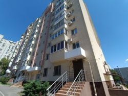 Продам квартиру з ремонтом на вул.Січових Стрільців (Артема) фото 1 Продам квартиру з ремонтом на вул.Січових Стрільців (Артема) фото 1