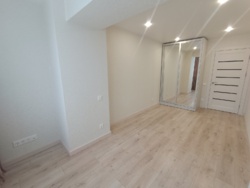 Продам квартиру з новим ремонтом і автономним опаленням в новобудові на Грушевского! фото 7 Продам квартиру з новим ремонтом і автономним опаленням в новобудові на Грушевского! фото 7