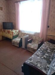 Продается 3 комнатная квартира в 2єтажном доме на пл. Толбухина. фото 6 Продается 3 комнатная квартира в 2єтажном доме на пл. Толбухина. фото 6