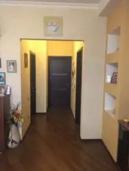 �� ������ / ��. ������� 3-� ���. �������� 100 ��� � ��������� �� 2 ����. ���� 8