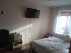 Продам 2 кім. квартиру , р-н Жадова, АТБ фото 4 Продам 2 кім. квартиру , р-н Жадова, АТБ фото 4