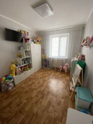 Продам 2 кім. квартиру р-н Жадова фото 1 Продам 2 кім. квартиру р-н Жадова фото 1