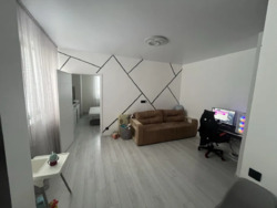 Продам 2 кім. квартиру, р-н Новомиколаївка фото 2 Продам 2 кім. квартиру, р-н Новомиколаївка фото 2