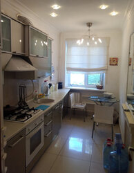 Продам 3 кім. квартиру в Центрі фото 1 Продам 3 кім. квартиру в Центрі фото 1