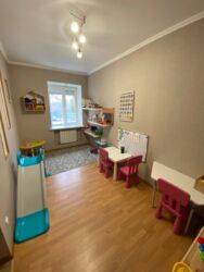 Продам 5 кім. квартиру в Центрі фото 4 Продам 5 кім. квартиру в Центрі фото 4