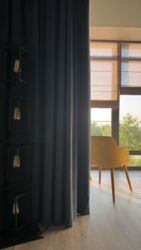 Продам простору 4 кім. квартиру, р-н Новомиколаїввка фото 3 Продам простору 4 кім. квартиру, р-н Новомиколаїввка фото 3