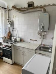 Продам двокімнатну квартиру по вулиці Є.Маланюка фото 1 Продам двокімнатну квартиру по вулиці Є.Маланюка фото 1