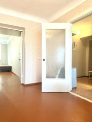 Продам 2 кім. квартиру, р-н Критого ринку фото 2 Продам 2 кім. квартиру, р-н Критого ринку фото 2