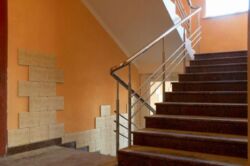 Продам кім. квартиру р-н Дендропарку фото 2 Продам кім. квартиру р-н Дендропарку фото 2