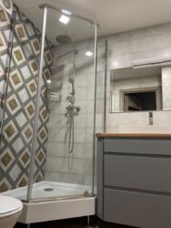 Продам 2 кім. квартиру навпроти Дендропарку по вулиці Євгена Тельнова фото 6 Продам 2 кім. квартиру навпроти Дендропарку по вулиці Євгена Тельнова фото 6